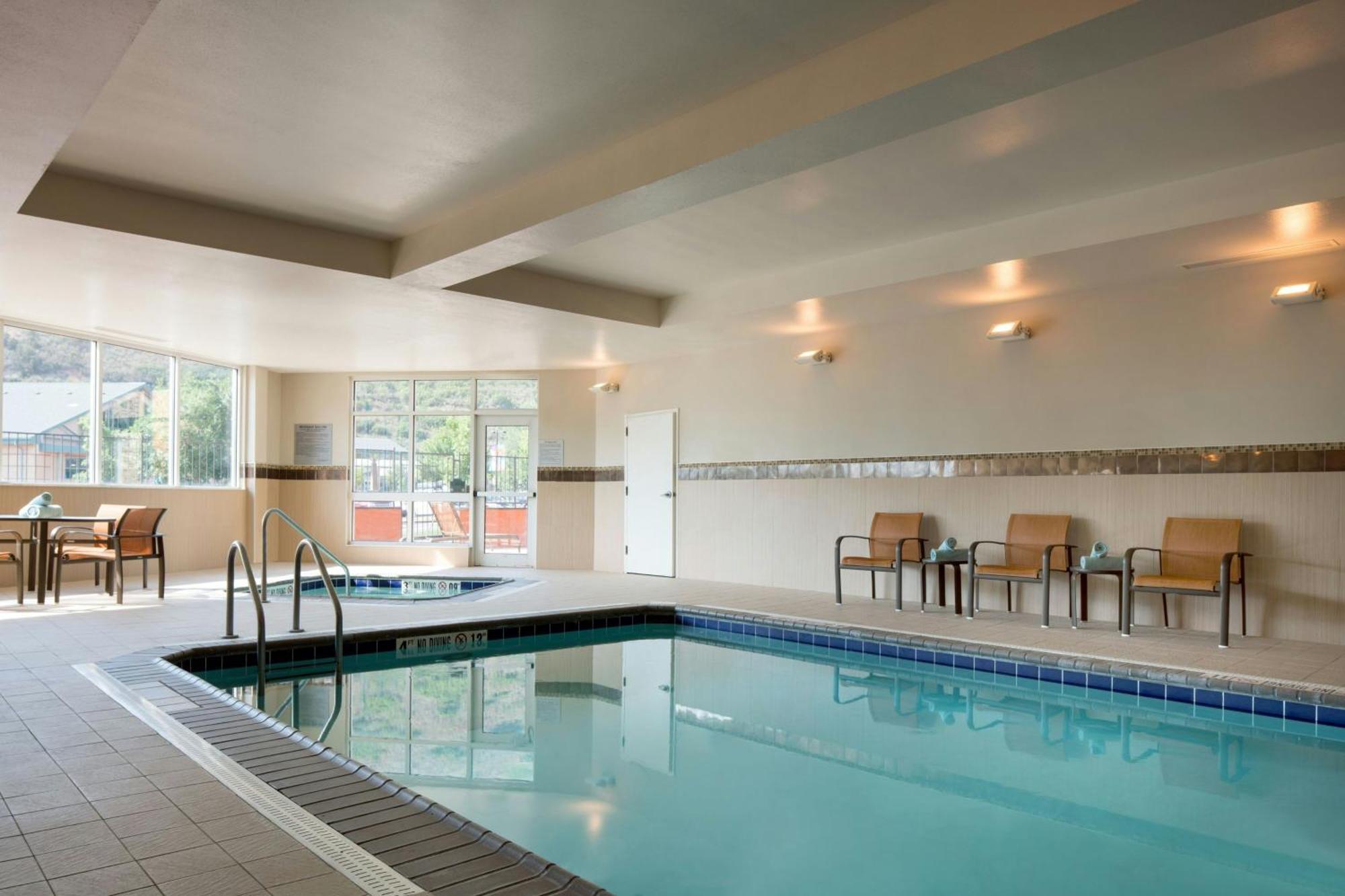 Hotel Courtyard By Marriott Glenwood Springs Zewnętrze zdjęcie